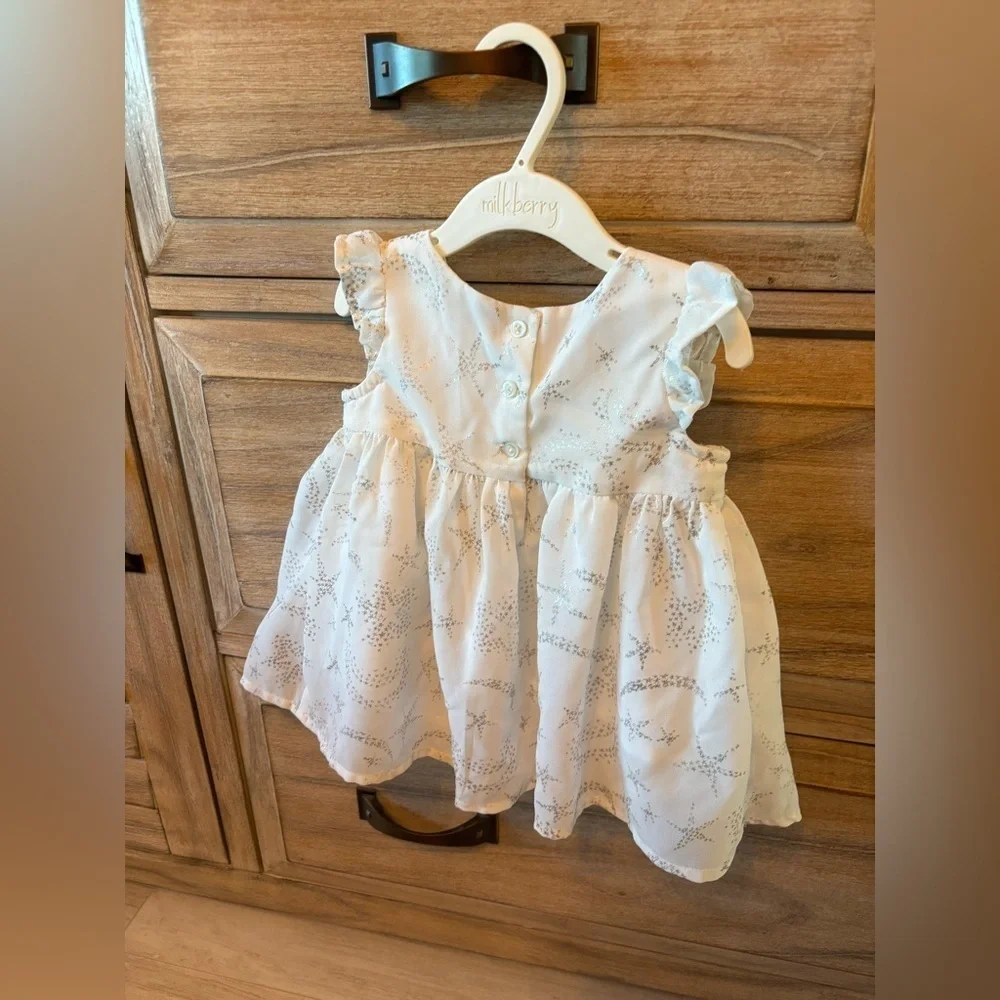 Baby Gap Girls Ivory Starts Moon Gold Smocked Dress Size 3-6 Months